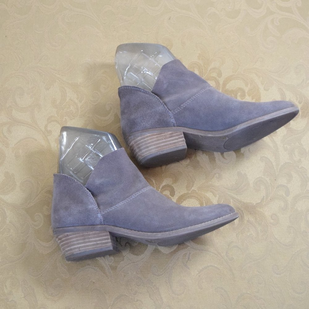 LUCKY BRAND Fahmida Grey Suede Leather Ankle Booties | Size 8